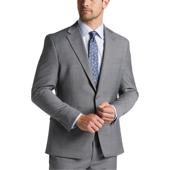 Men’s suit in gray colored by Michael Strahan. - Picture 12 of 13